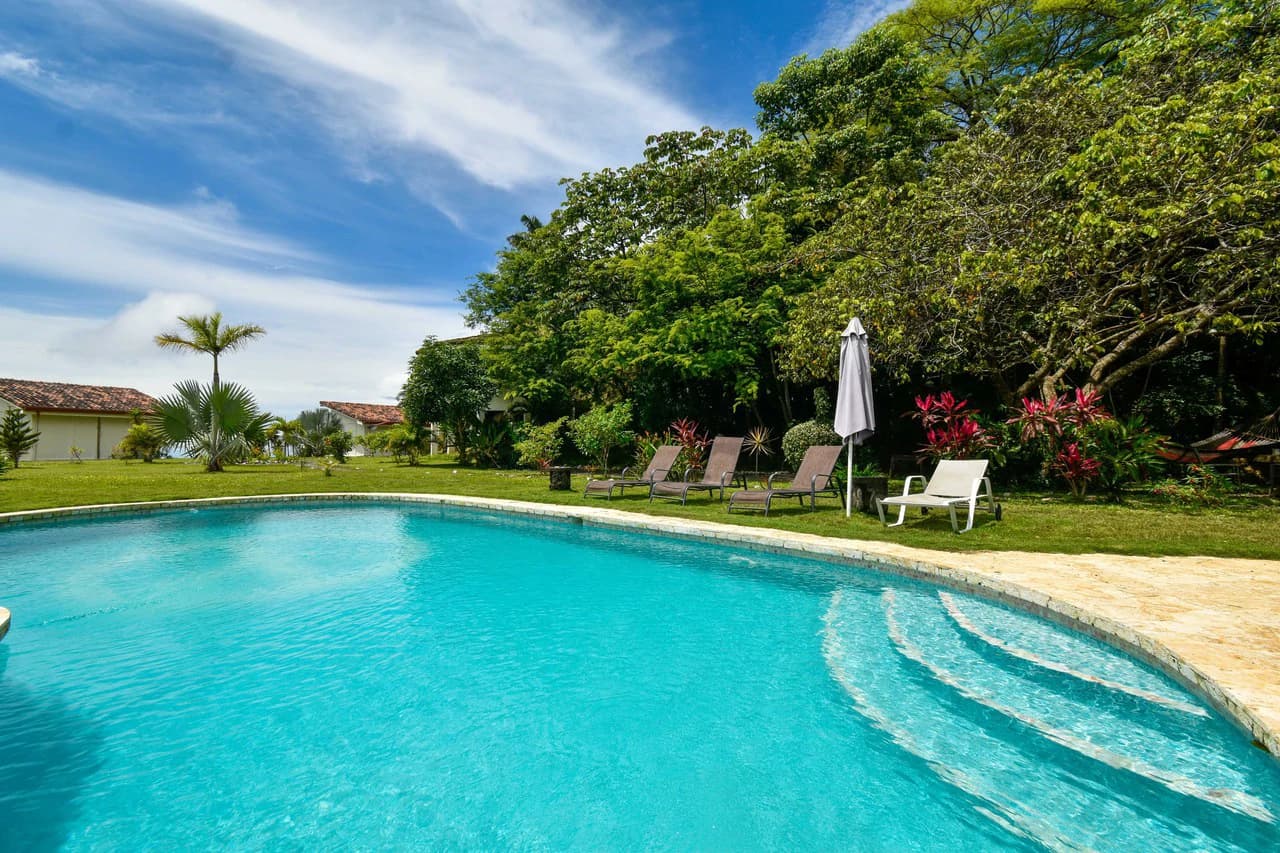 Luxury Boutique Hotel and Restaurant - photo 2