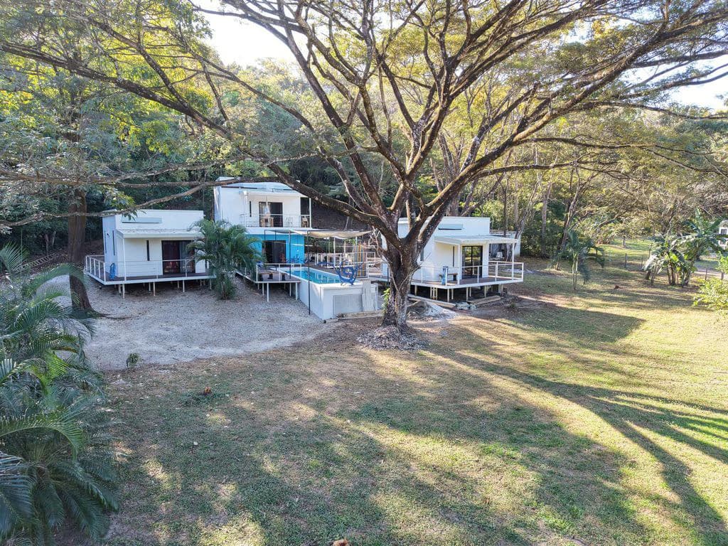 Casa Blue Azul: Unique Property with Three Independent Units in the Heart of Nature – 5 km from Sámara - photo 4