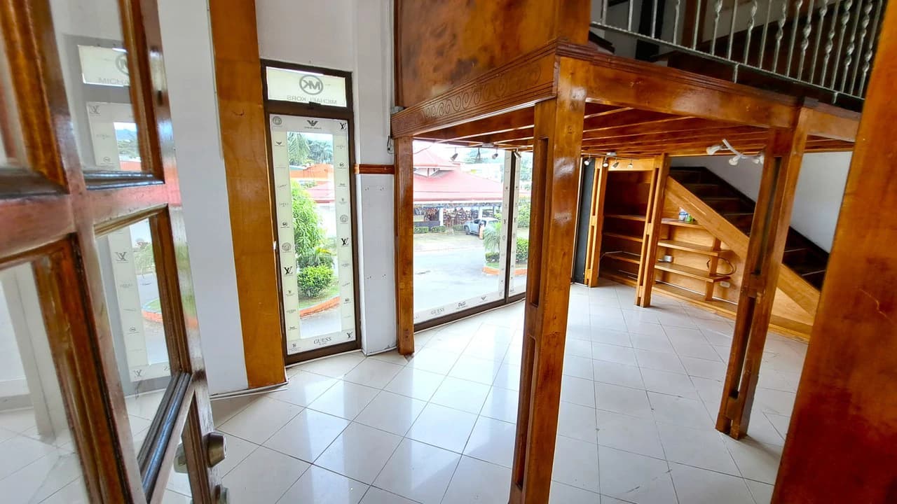 Shop Space with Loft in Jaco’s downtown Plaza Coral for Sale or Rent - photo 9