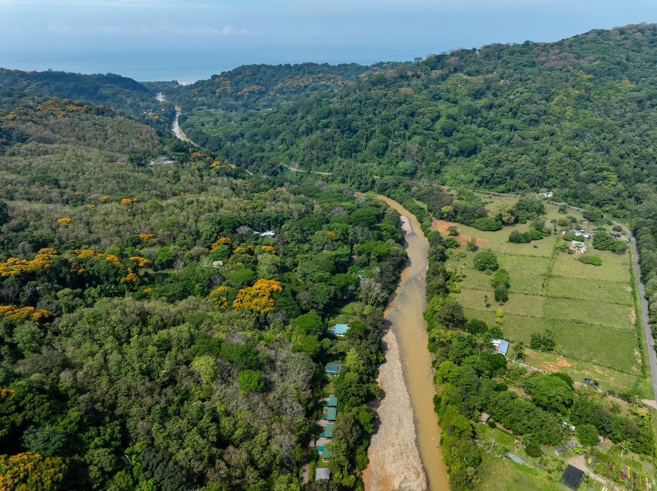 Income Producing 5 Unit Riverfront Micro Resort - photo 32