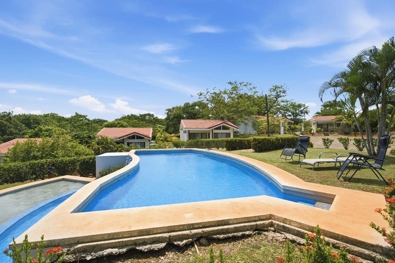 Villa 49: Turnkey 1 Bed Villa, Gated Playa Lagarto Eco Development - photo 13