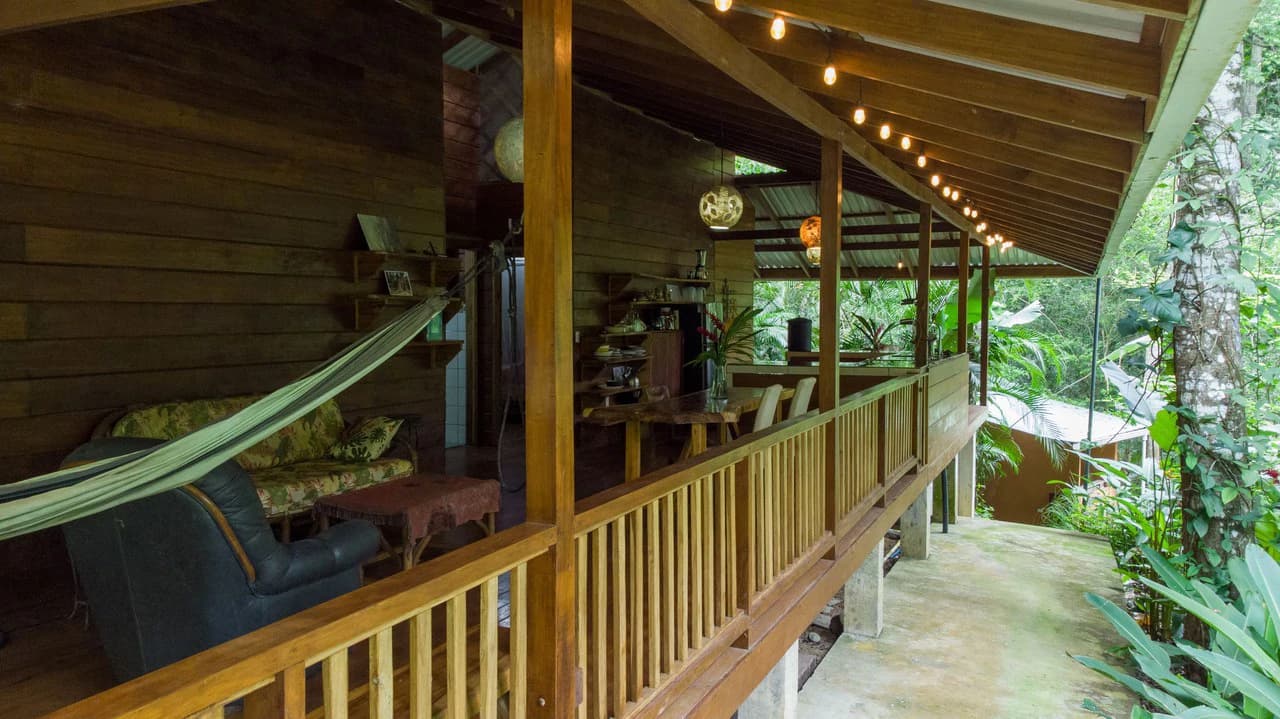 4 Bd/3 Ba - Two Caribbean Homes w/ Pool, on 5000m²: Dual Home Jungle Property in Punta Uva - photo 15