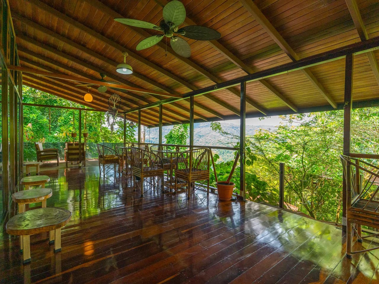 Prime Location 2 Bedroom House Observation Deck - photo 26