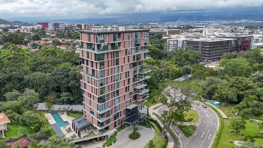 Apartment For Sale in San Rafael - photo 3