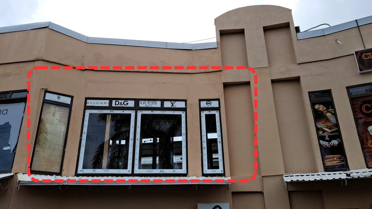Shop Space with Loft in Jaco’s downtown Plaza Coral for Sale or Rent - photo 4