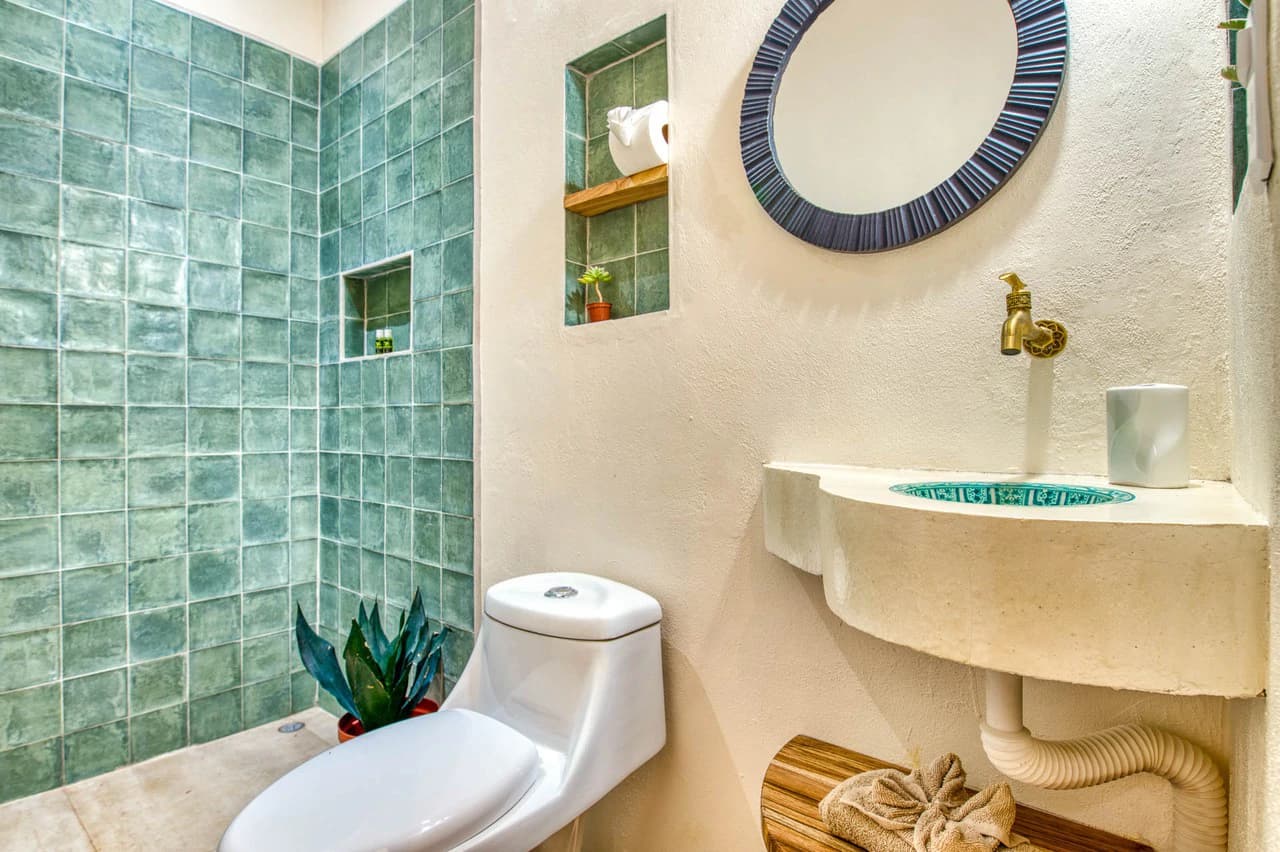 2 Bd/2 Ba - Move-In Ready Caribbean Living in Central Puerto Viejo - photo 10