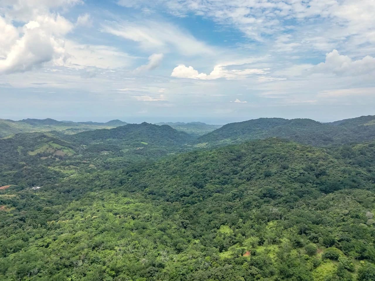 Development-Ready Land in a Stunning Setting Near Samara: Mountain Home Construction Site For Sale in Playa Samara - photo 3