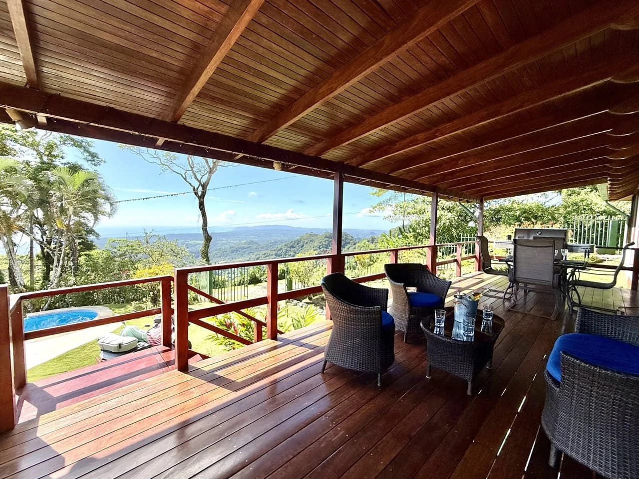 CASA DE LAPAS - OCEAN VIEW: Could you live at the Top of a Mountain in Costa Rica? Because.... now you can! Billion dollar views and LARGE ACREAGE for only $1 Million USD. - photo 15