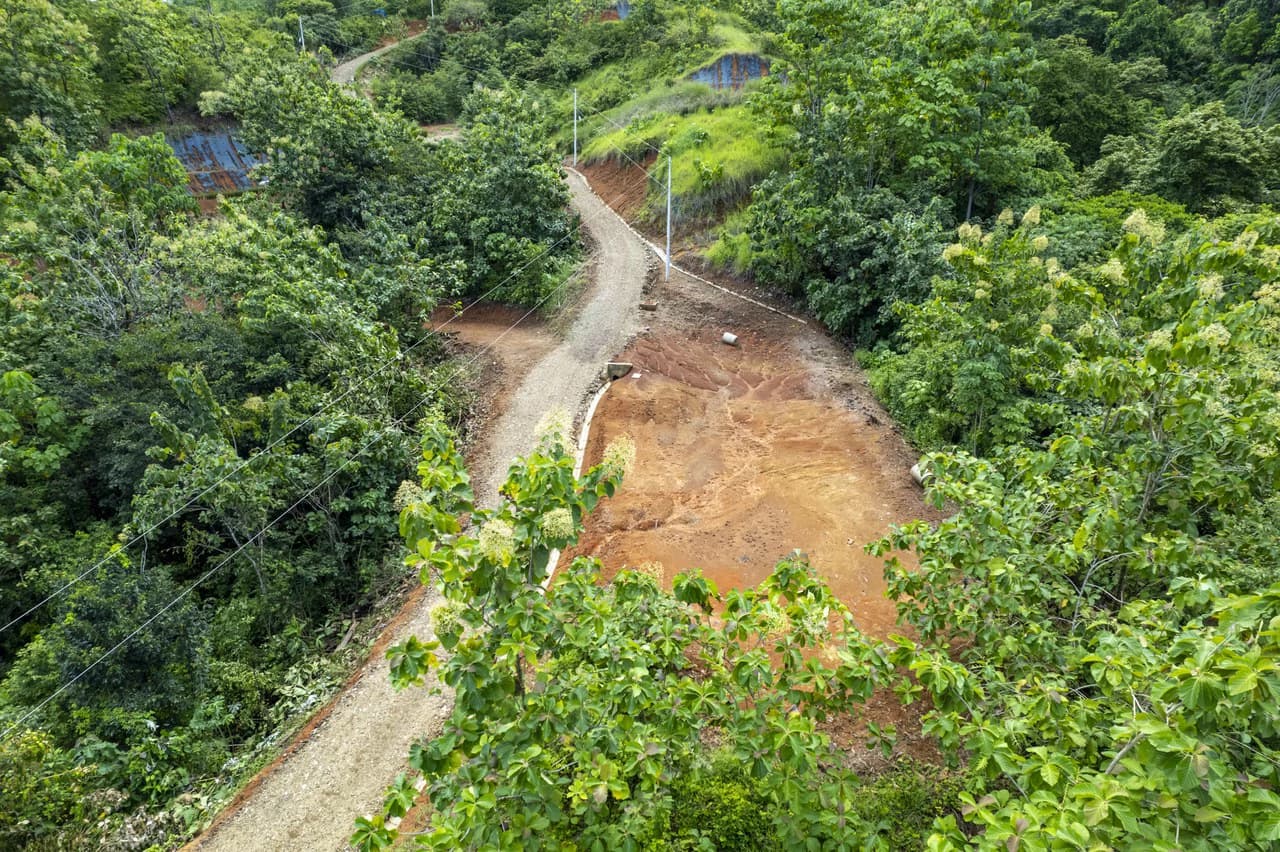 New Gated Development in Matapalo - Ocean View and Flat Land, ready to build! - photo 11