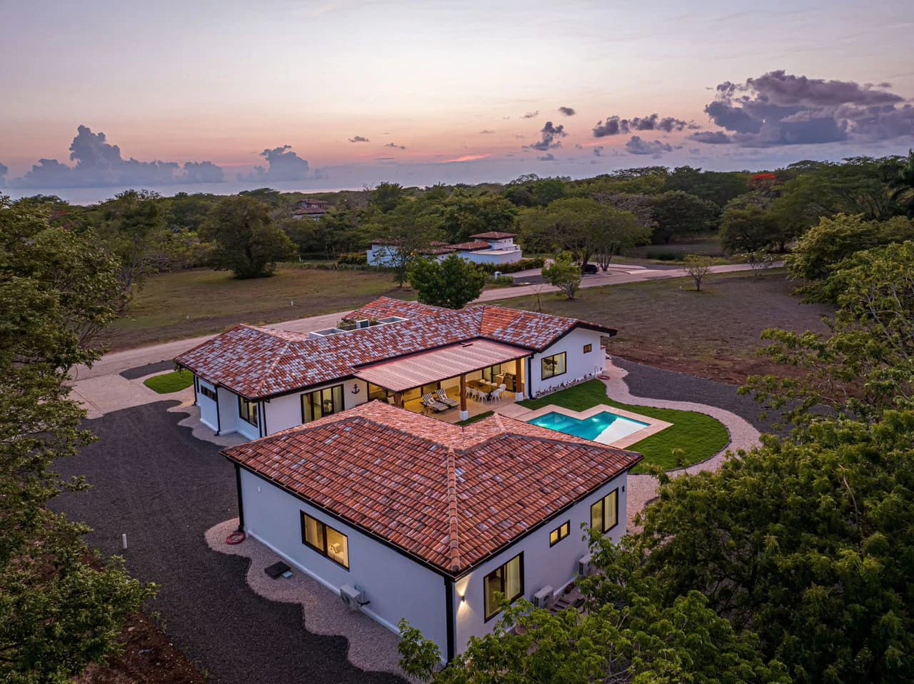 Near the Coast House For Sale in Hacienda Pinilla - photo 27