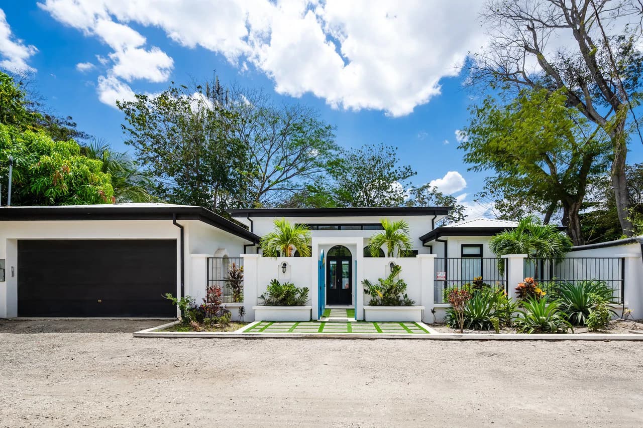 Casa Rio: Modern 5-Bedroom Home with Pool & Casita in Surfside Potrero - photo 33