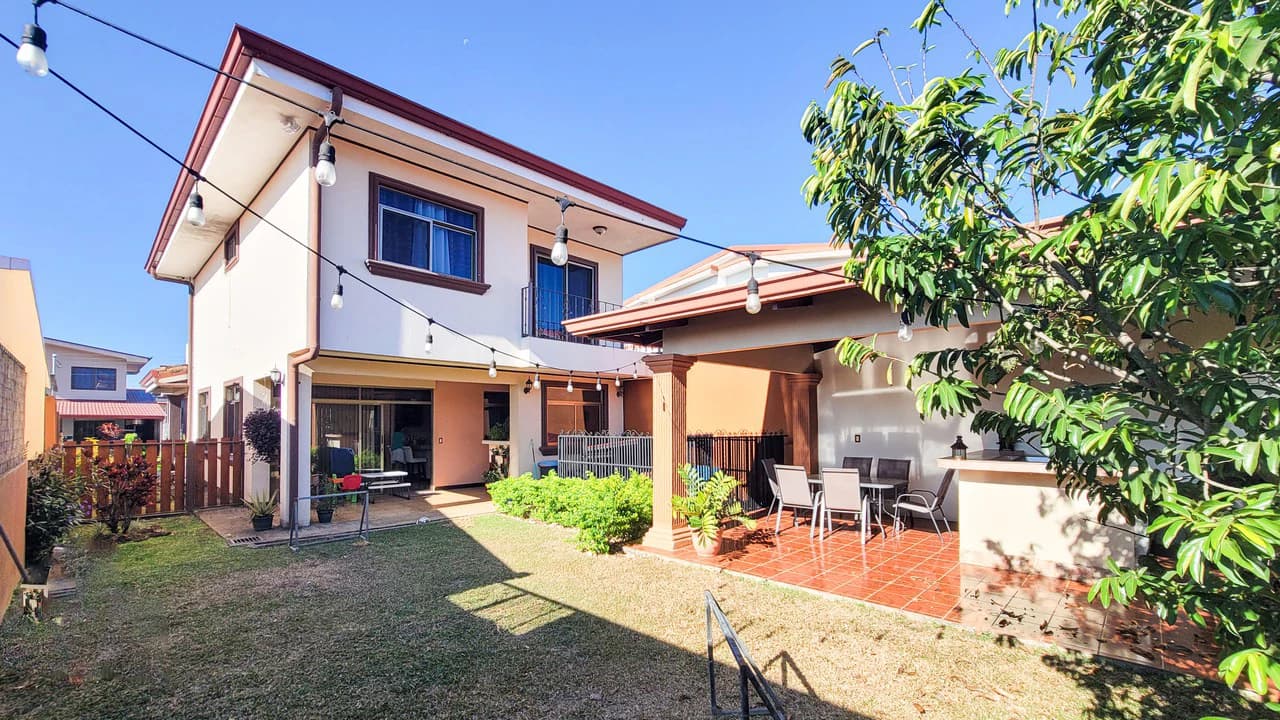 Exclusive property in condominium 5 minutes from the Center of Grecia - photo 14