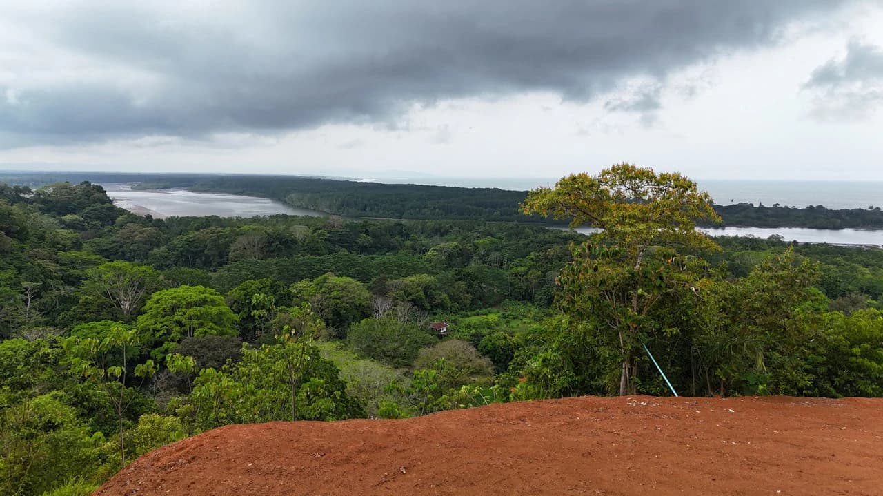 UNPARALLELED OCEAN VIEW LAND IN OJOCHAL, COSTA RICA - photo 12