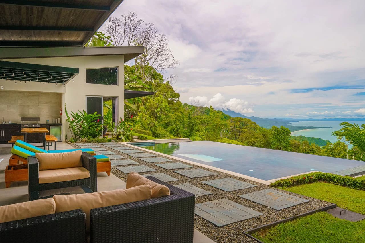 Villa La Luna Gated Estate, Mountainside Home and Whale Tail Views: Mountain House For Sale in Escaleras