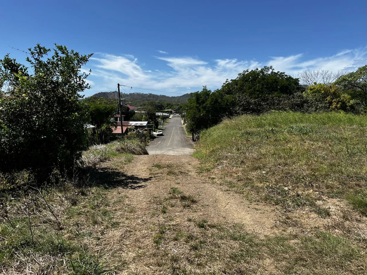 Downtown Hojancha: Home Construction Site For Sale in Playa Samara - photo 2