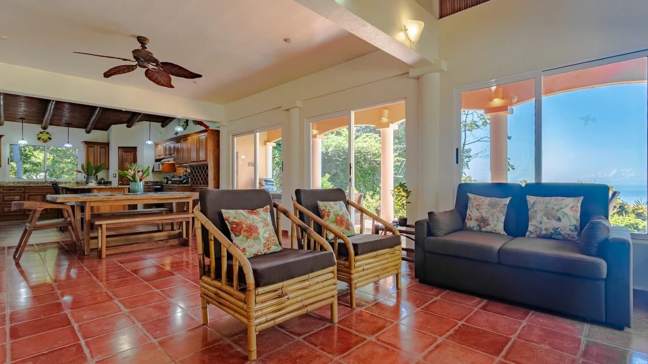 Whale's Tail Ocean View Estate with Extra Lot in Between Uvita and Dominical - photo 10