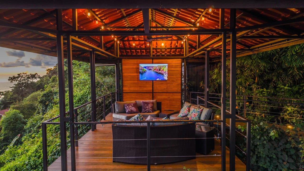 Luxury Whitewater Ocean View Home in Ayacucho Dominical - photo 11