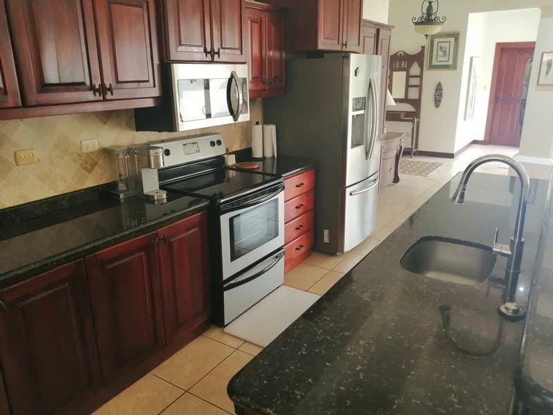 Amazing Casa Grande: Enormous Home with Pool near the Beach in a highly sought after Community! - photo 31