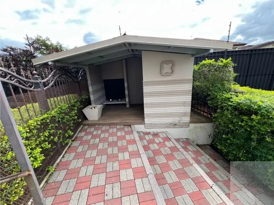 Beautiful Home in Colinas de Montealegre, Curridabat - photo 29