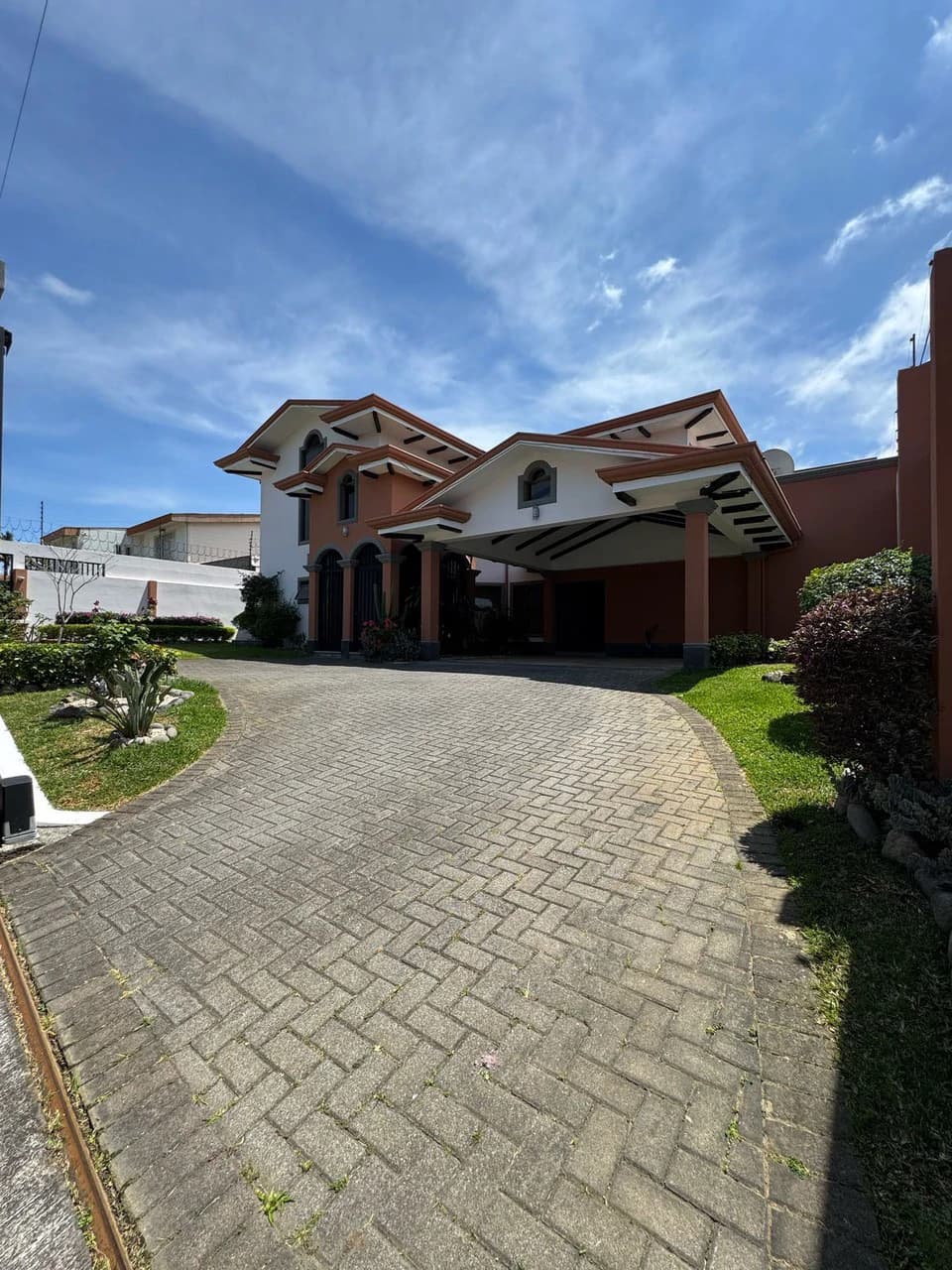 Casa La Guaria: House For Sale in Barrio La Guaria - photo 9