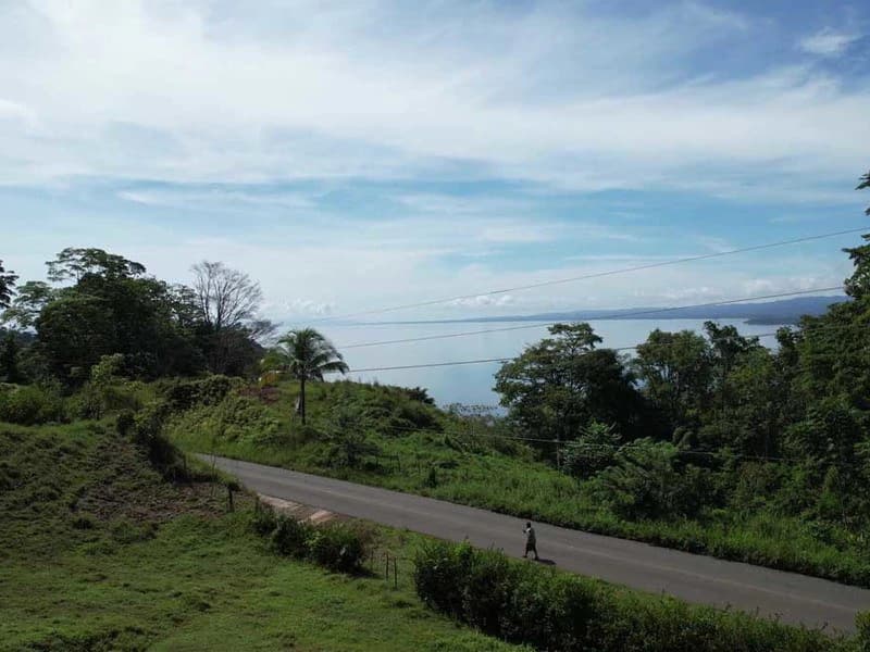 69.16 Acres Property | Mountain & Top Ocean View with Small Home - photo 2