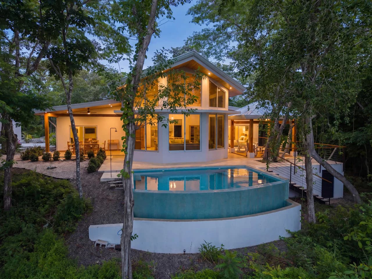 Casa de Las Barbas & Casa Libertad: Two Ocean View Homes on 3.5 Acres in Pura Jungla - photo 1