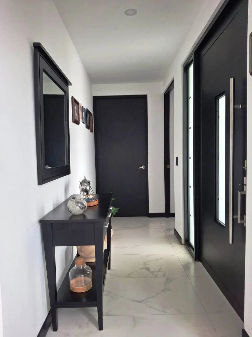 Casa Modern Elegance: 5 Bedrooms...Large Lot and Views! - photo 2