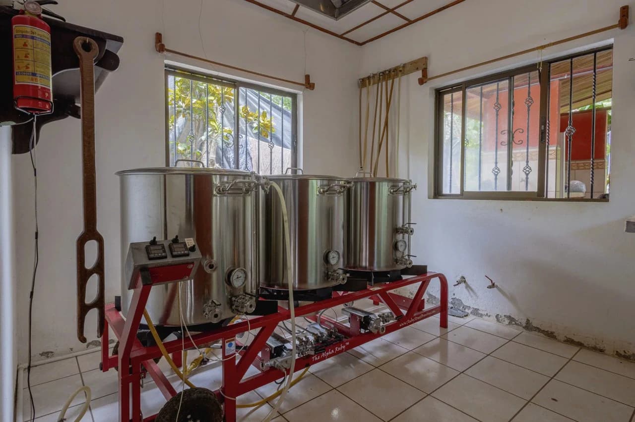 The Butterfly Brewery: $795,000 USD (NEW PRICE!) for this established business opportunity. - photo 10