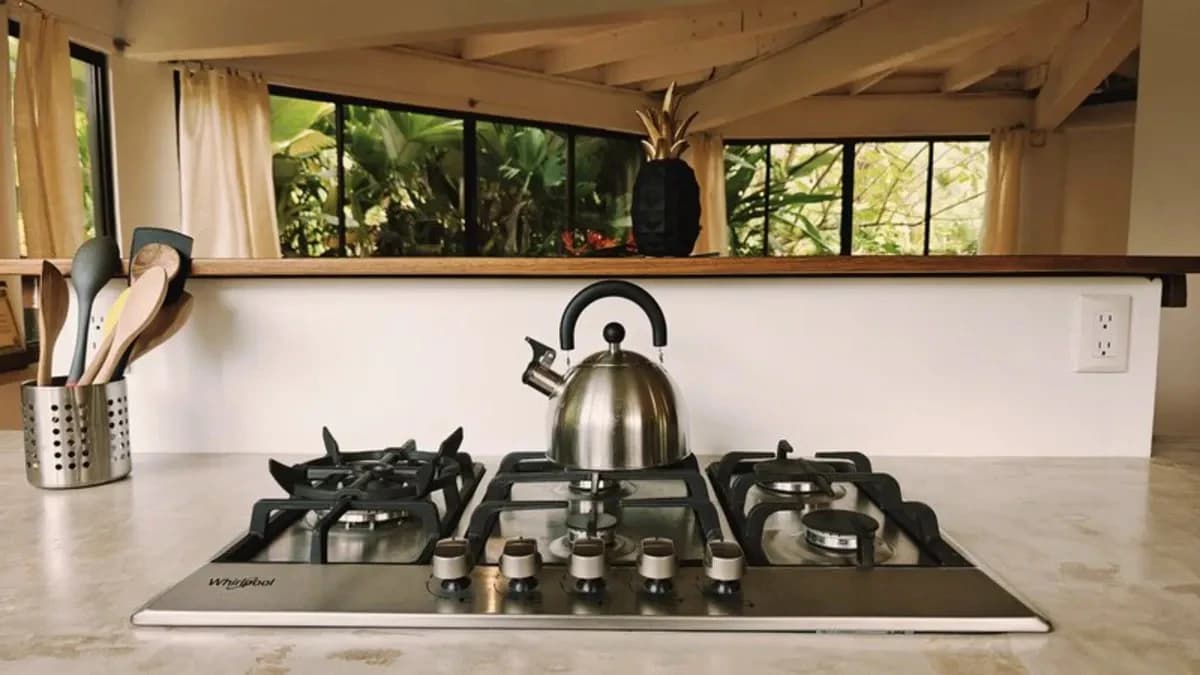 ID 947: 2 BD/2BA Renovated Home with Ocean View Near Playa Negra - photo 10