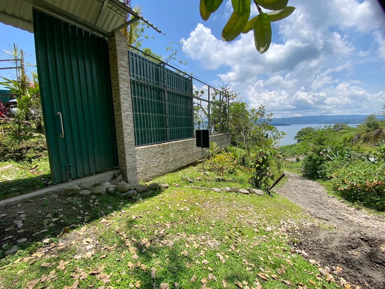 Beautiful Property with 4 cabins in El Castillo with gorgeous Lake View..!! - photo 21