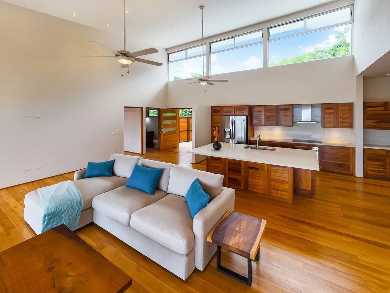 Mar Mystique Haven: Your Dream Home with Stunning Ocean Views - photo 8