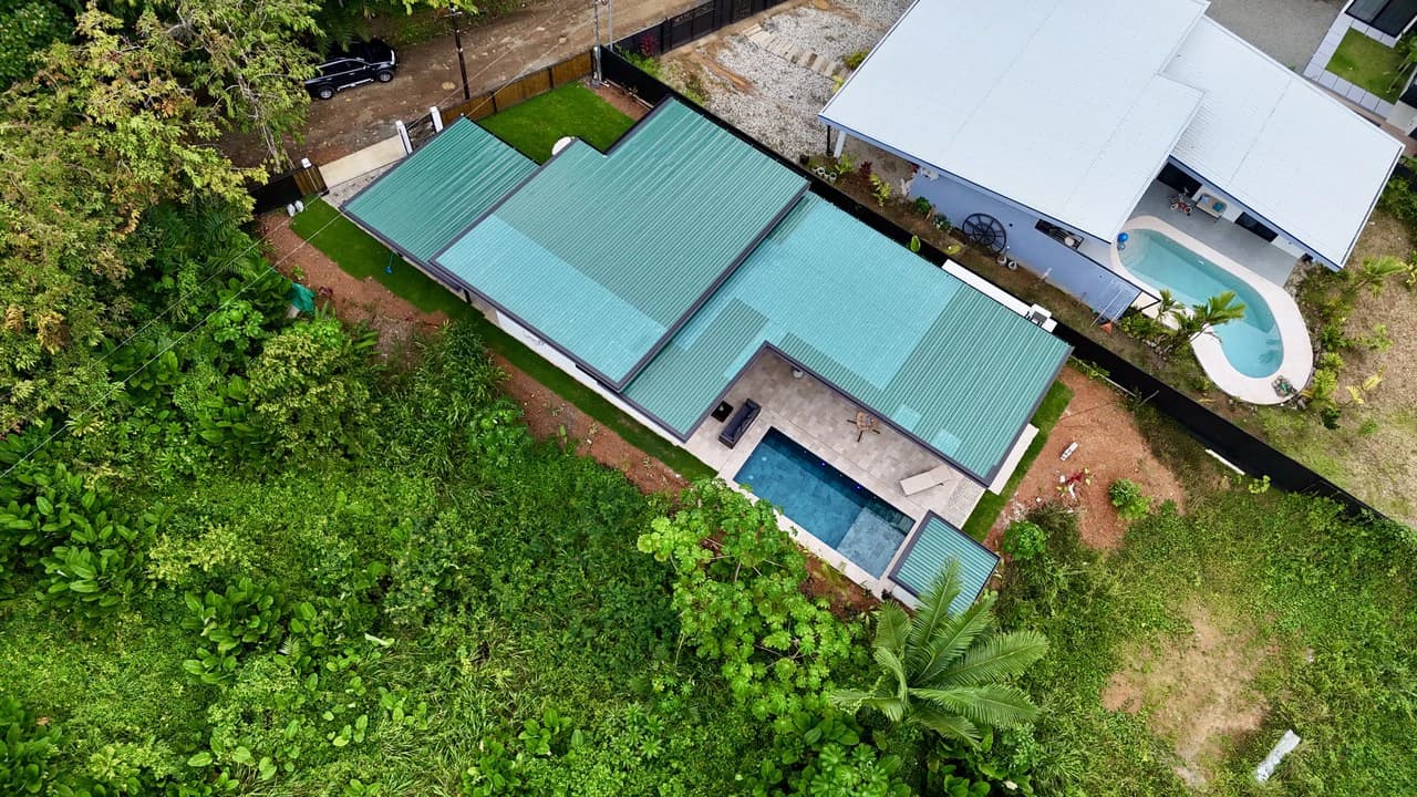 Casa Jardines: Brand new house with pool - photo 57