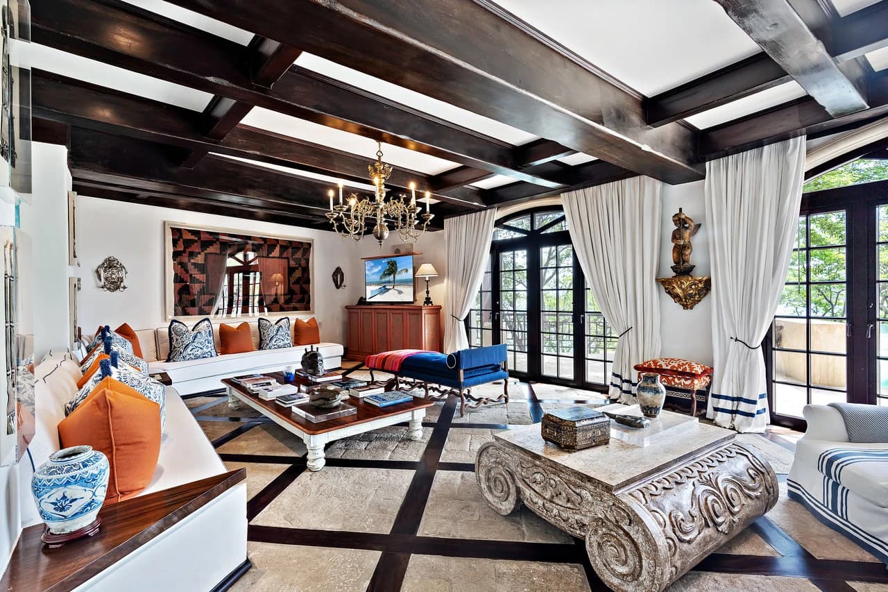 27 Cartagena: Unique Luxury Beachfront Home - photo 8
