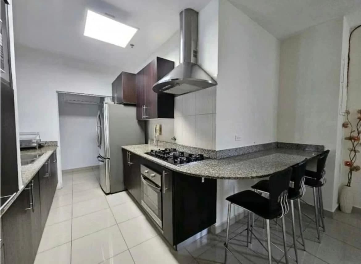 Apartment for Sale in San Francisco - photo 5