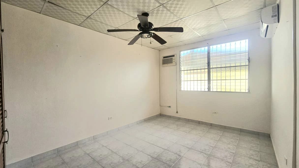 House for Sale in Villa Lucre - photo 19