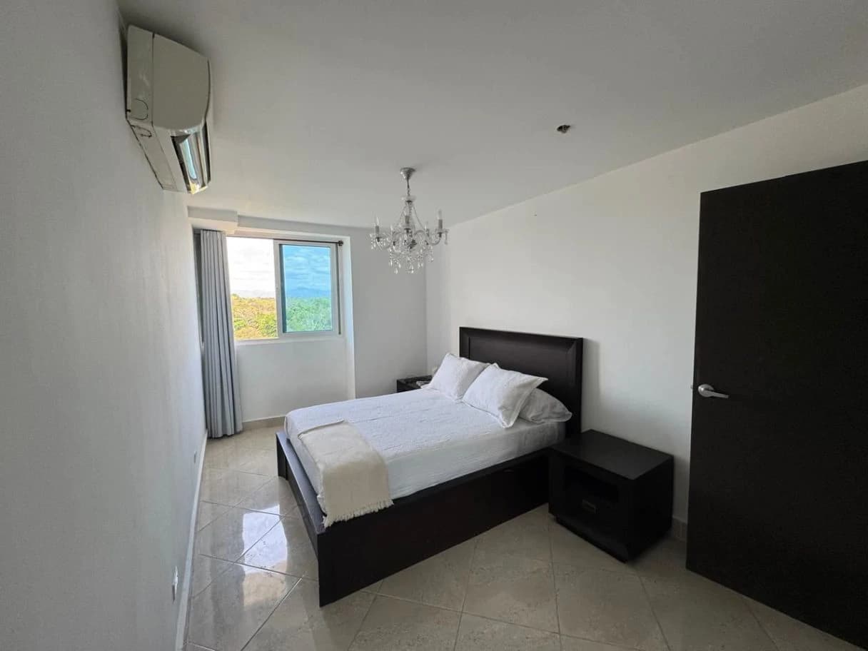 OPPORTUNITY! Tourist Apartment Condo-Hotel for sale in Ibiza Playa Corona - photo 10
