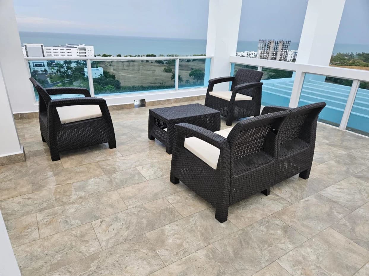 FOR SALE IN PLAYA BLANCA PENTHOUSE PH FOUNDERS ROOFTOP AND JACUZZI -OCEAN VIEW - photo 1