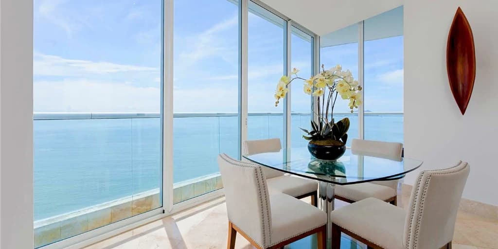 The most iconic tower in Panama City - photo 4