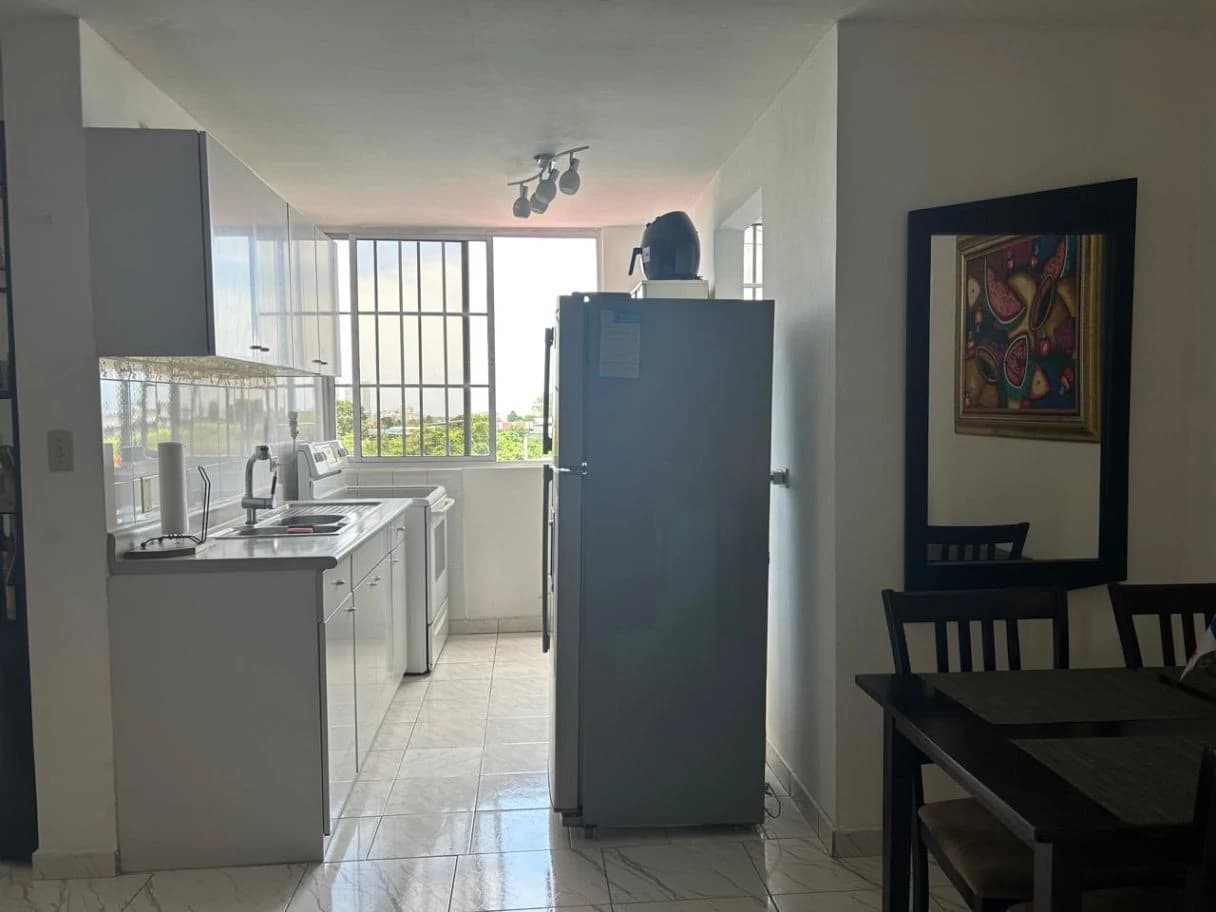 Your Next Home! Apartment with Pool Near the Metro in El Crisol - photo 3