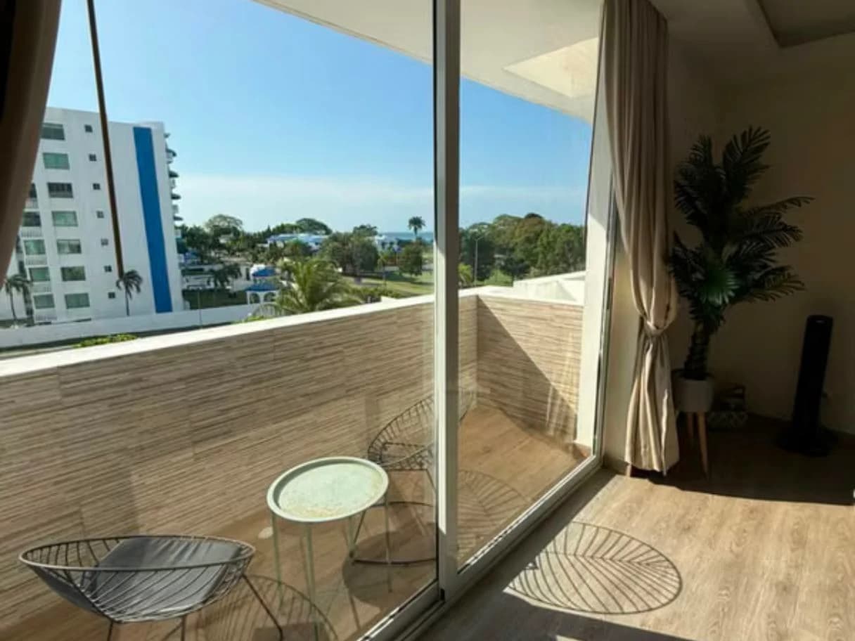 Beach Apartment for Sale - PH Town Center, Playa Blanca - photo 2