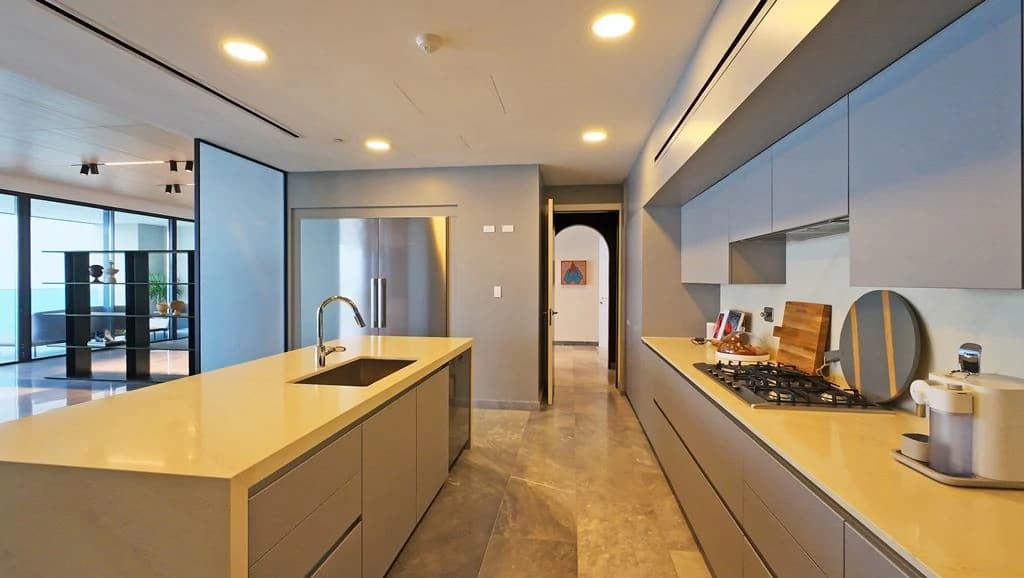 Upper East Tower - Costa del Este - photo 10