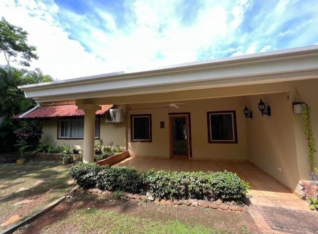 Beautiful House for Sale in Arraijan Panama Oeste - Fully equipped and furnished - photo 1