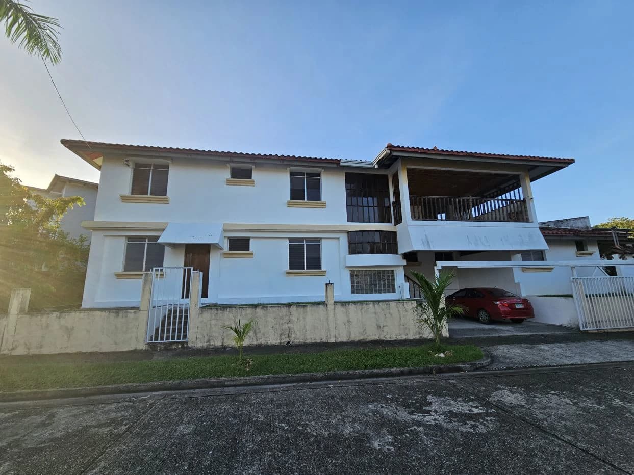 House for Sale in Tumba Muerto El Bosque - photo 2