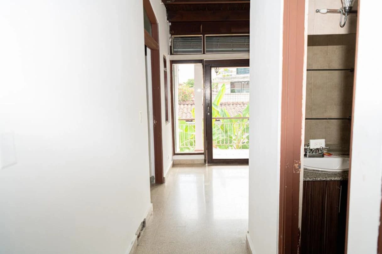 4-Level House for Sale in La Alameda - photo 13