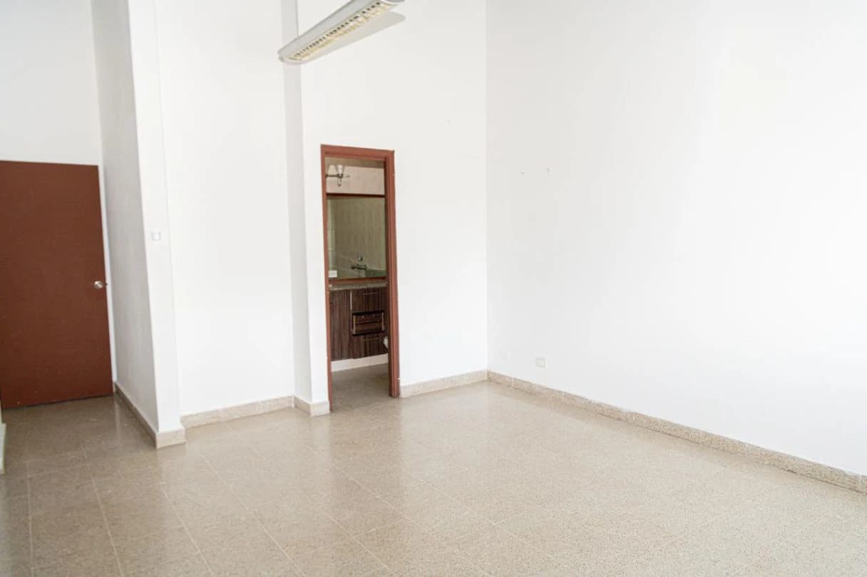 4-Level House for Sale in La Alameda - photo 14