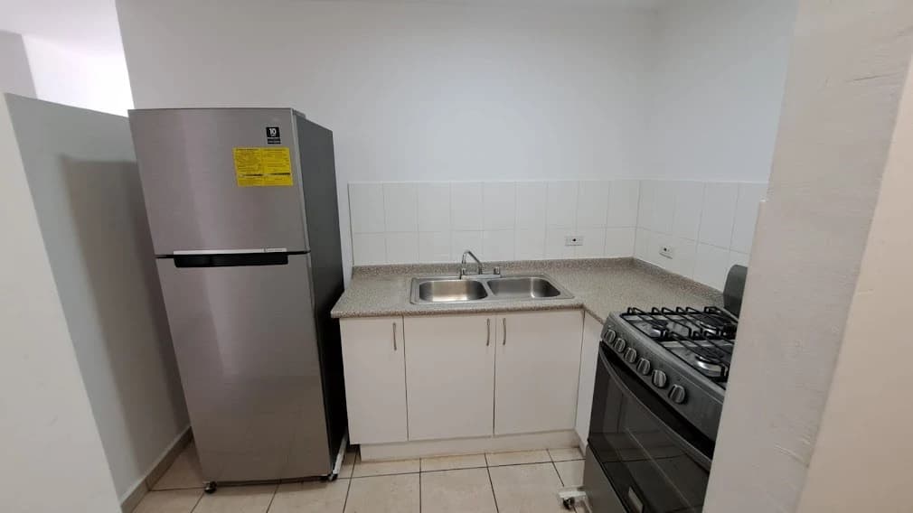 APARTMENT FOR SALE PH ALTOS DE LA COLINA PUEBLO NUEVO - photo 6