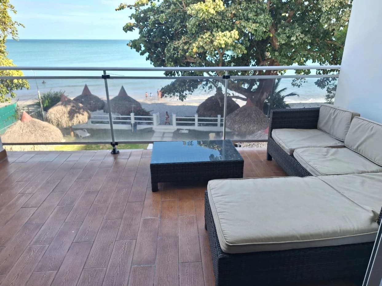 APARTMENT FOR SALE IN FARALLÓN - OCEANFRONT - photo 1