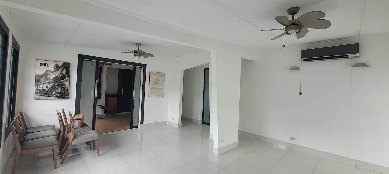 HOUSE FOR SALE VILLA CACERES - photo 2