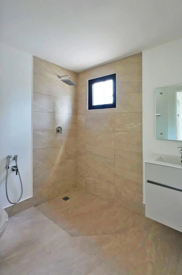 Investment Opportunity in Top Location - photo 22