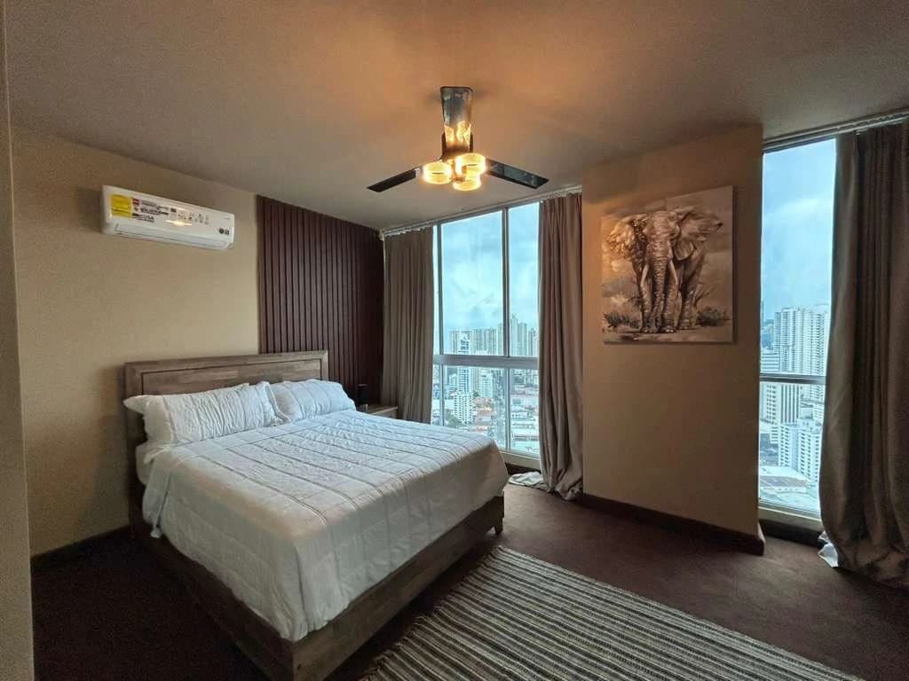 For Sale – Furnished Loft-Style Apartment in San Francisco, Near Parque Omar - photo 3